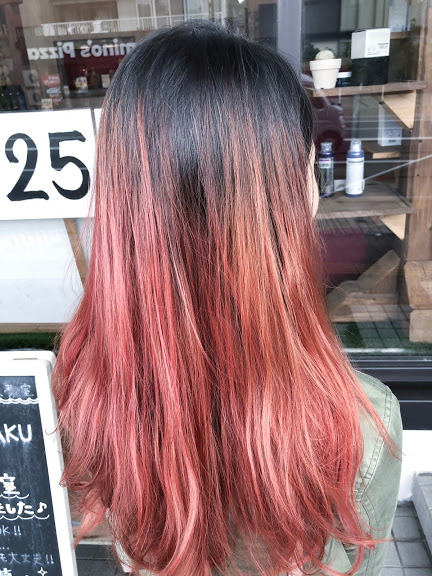 ピンク系のヘアカラーが色落ちした後はどんな髪色になる 写真付き